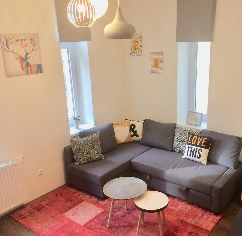 Studio 18 Sopron Eksteriør billede